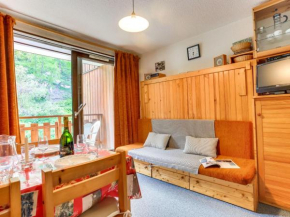 Apartment Les Olympiques - Tignes 1800-10 by Interhome